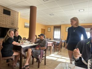 Day 6(23): Villafranca del Bierzo to Laguna de Castilla Img 5875 300x225